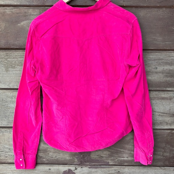 0039 Italy Corduroy shirt has small pearl snaps - Picture 5 of 11